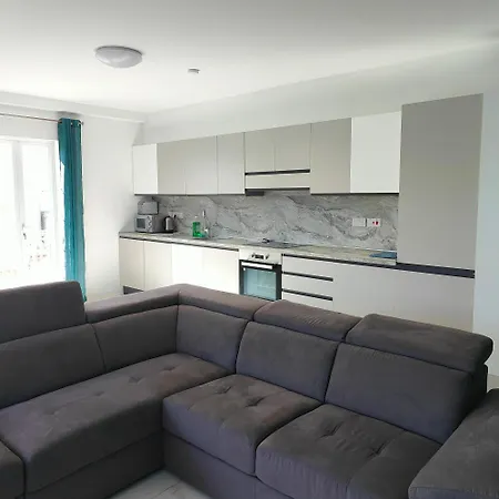 Marina View - Beautiful Seafront 2 Bedroom Close To Valletta 公寓 *