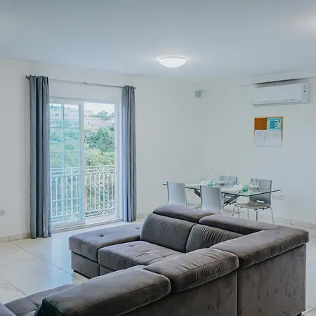 Marina View - Beautiful Seafront 2 Bedroom Close To Valletta Appartamento Pietà