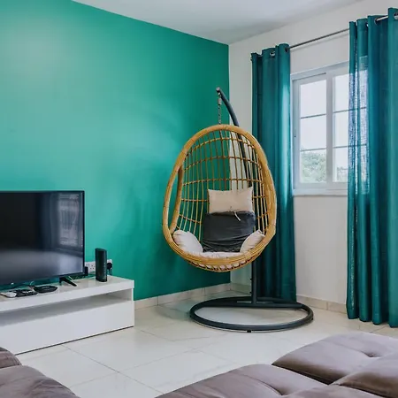 Marina View - Beautiful Seafront 2 Bedroom Close To Valletta Appartamento *