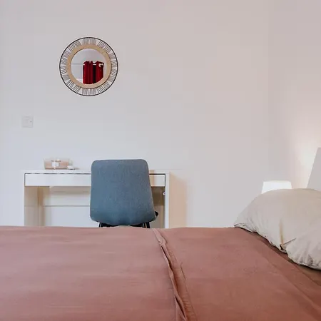 Apartament Marina View - Beautiful Seafront 2 Bedroom Close To Valletta Pietà